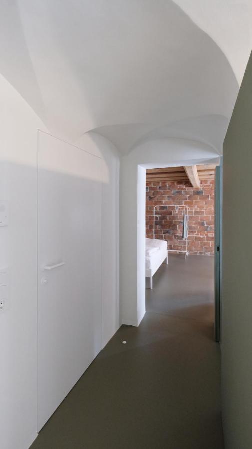 Entzueckende Kleine Wohnung Линц Экстерьер фото